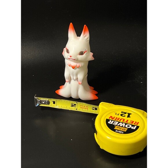 Denno Daiku Nine Tailed Carpenter Fox - Red/White - Picture 1 of 3